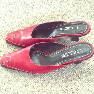 Red mules